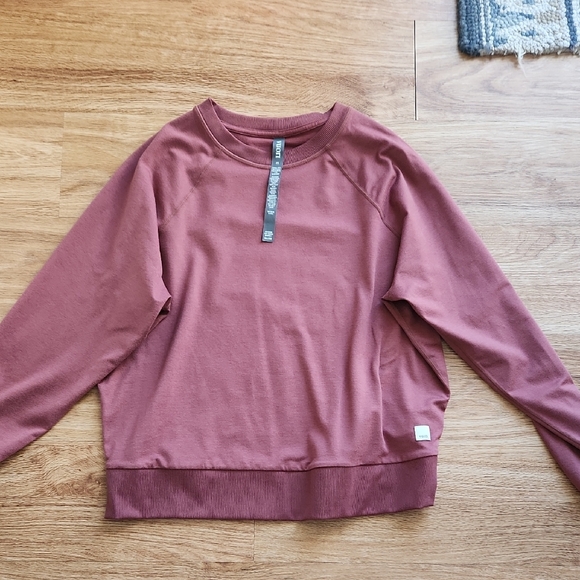Vuori Tops - Vuori Rust Sweatshirt XS